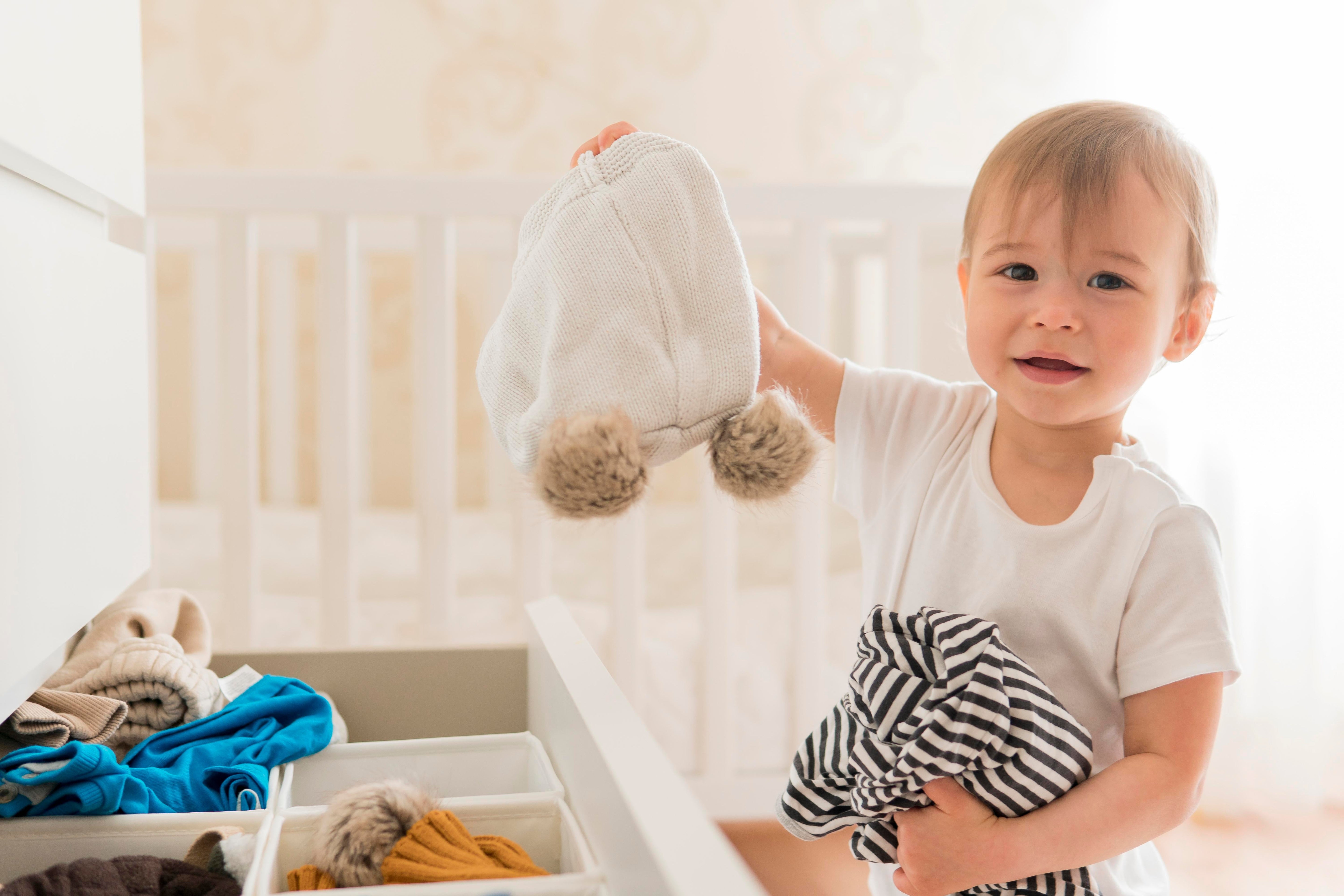 How to Choose the Best Clothes for Your Baby’s Sensitive Skin