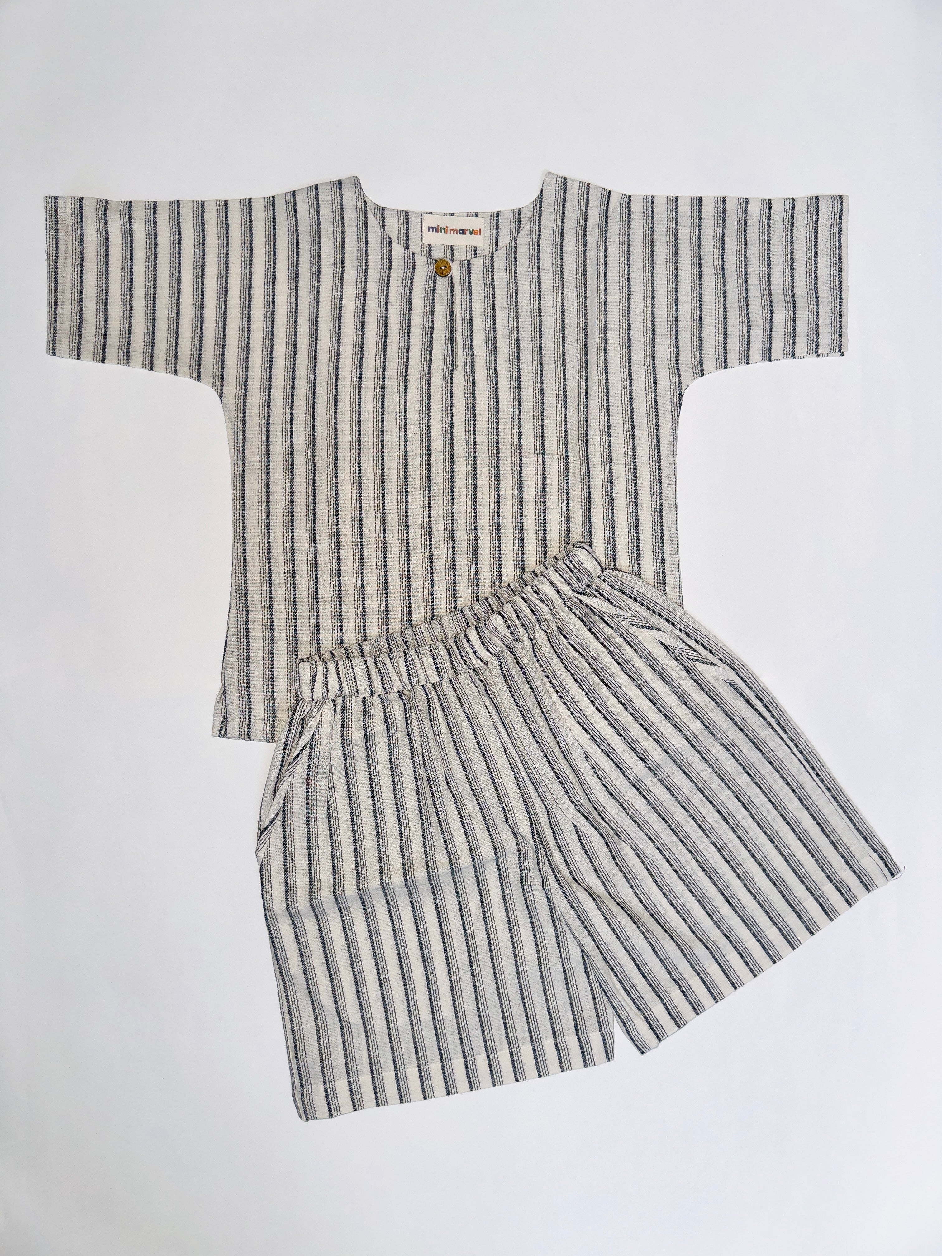 Cotton summer outfit for toddler boys