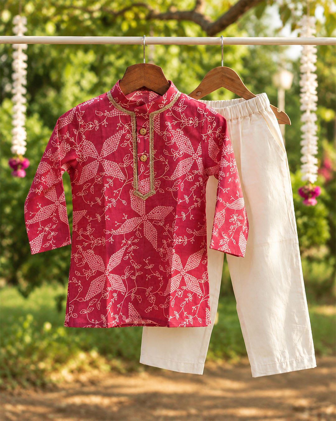 Royal Berry ethnic set