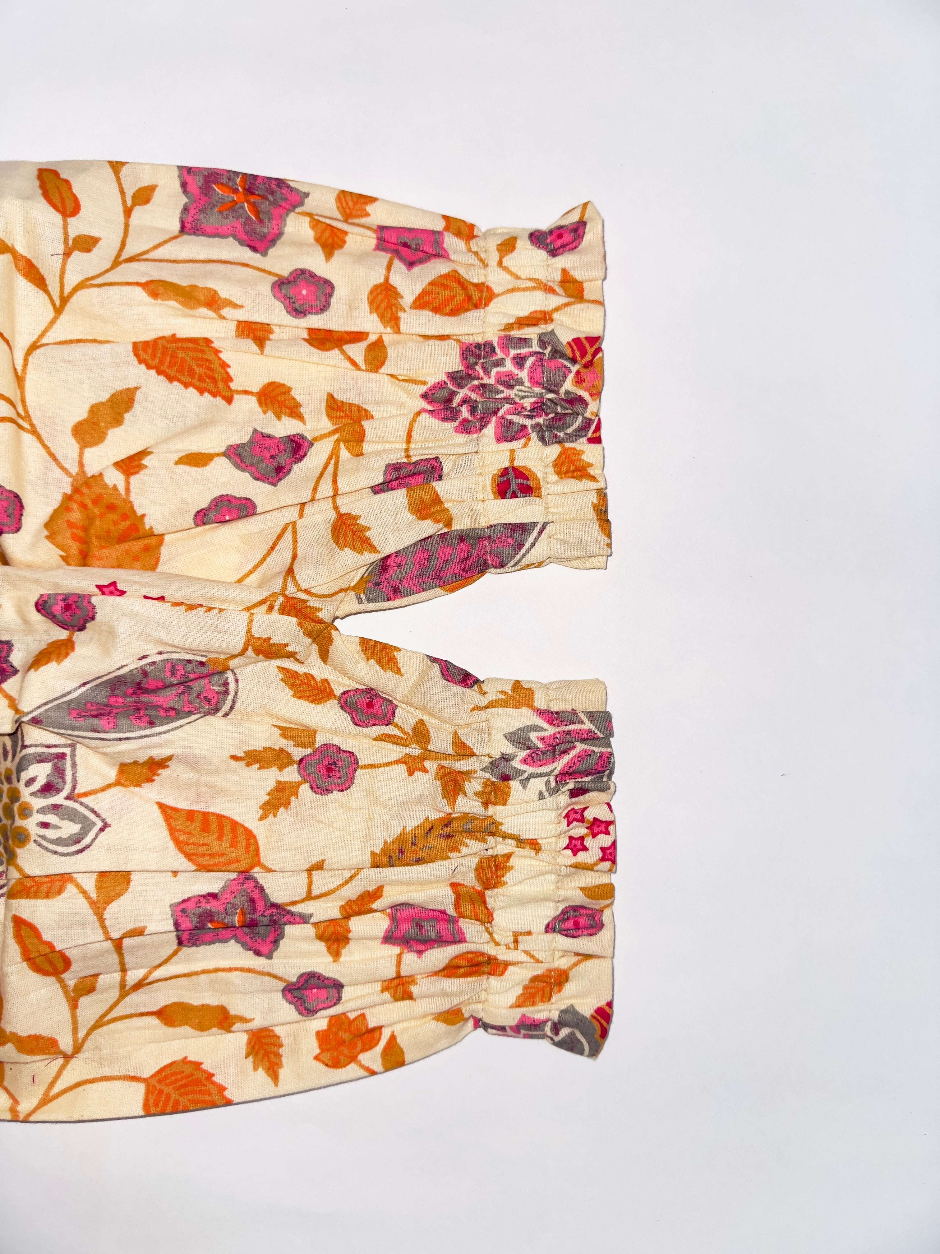 Stylish printed top and pant set for baby girls