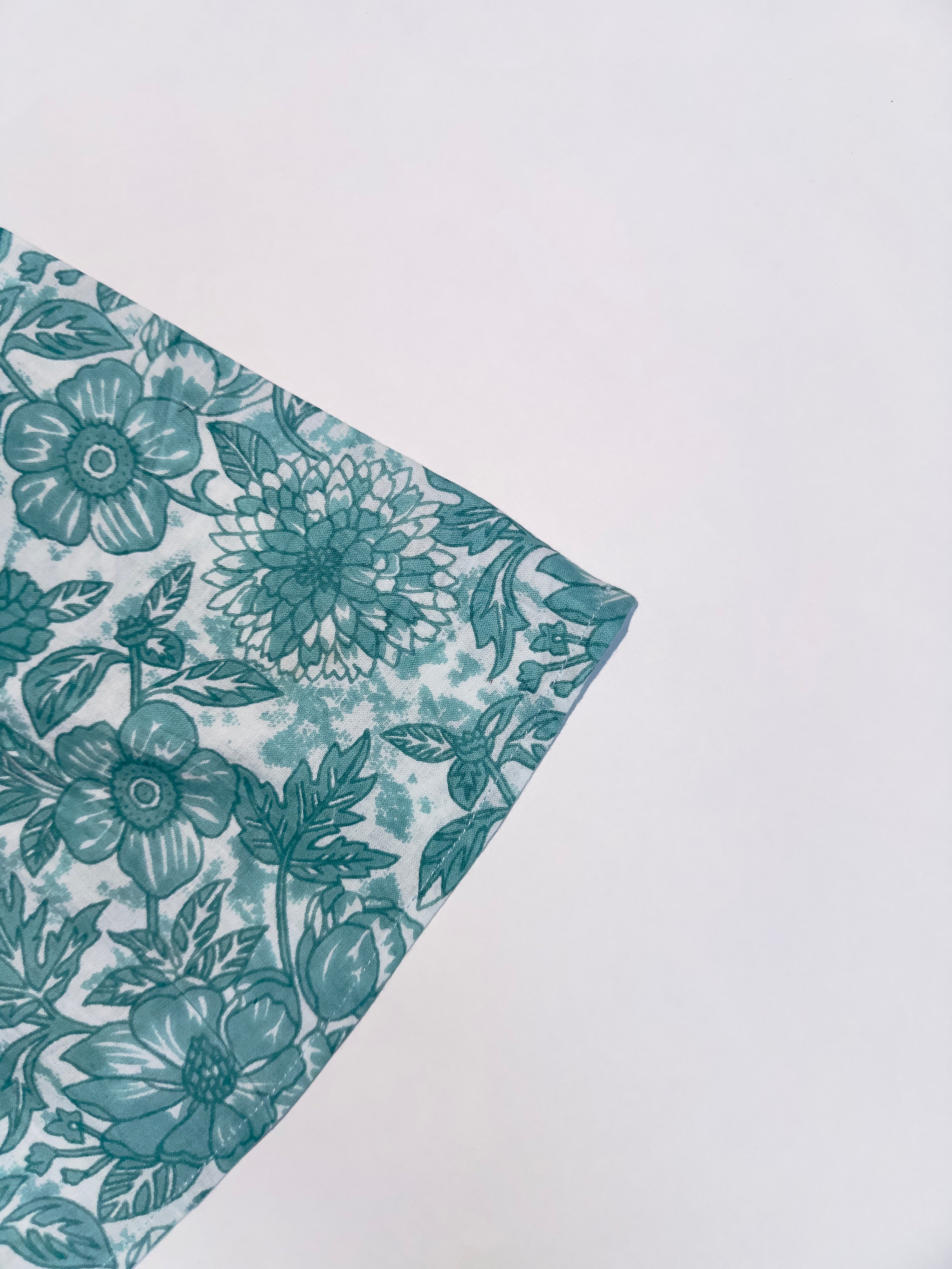 Lightweight baby girl top for summer wear