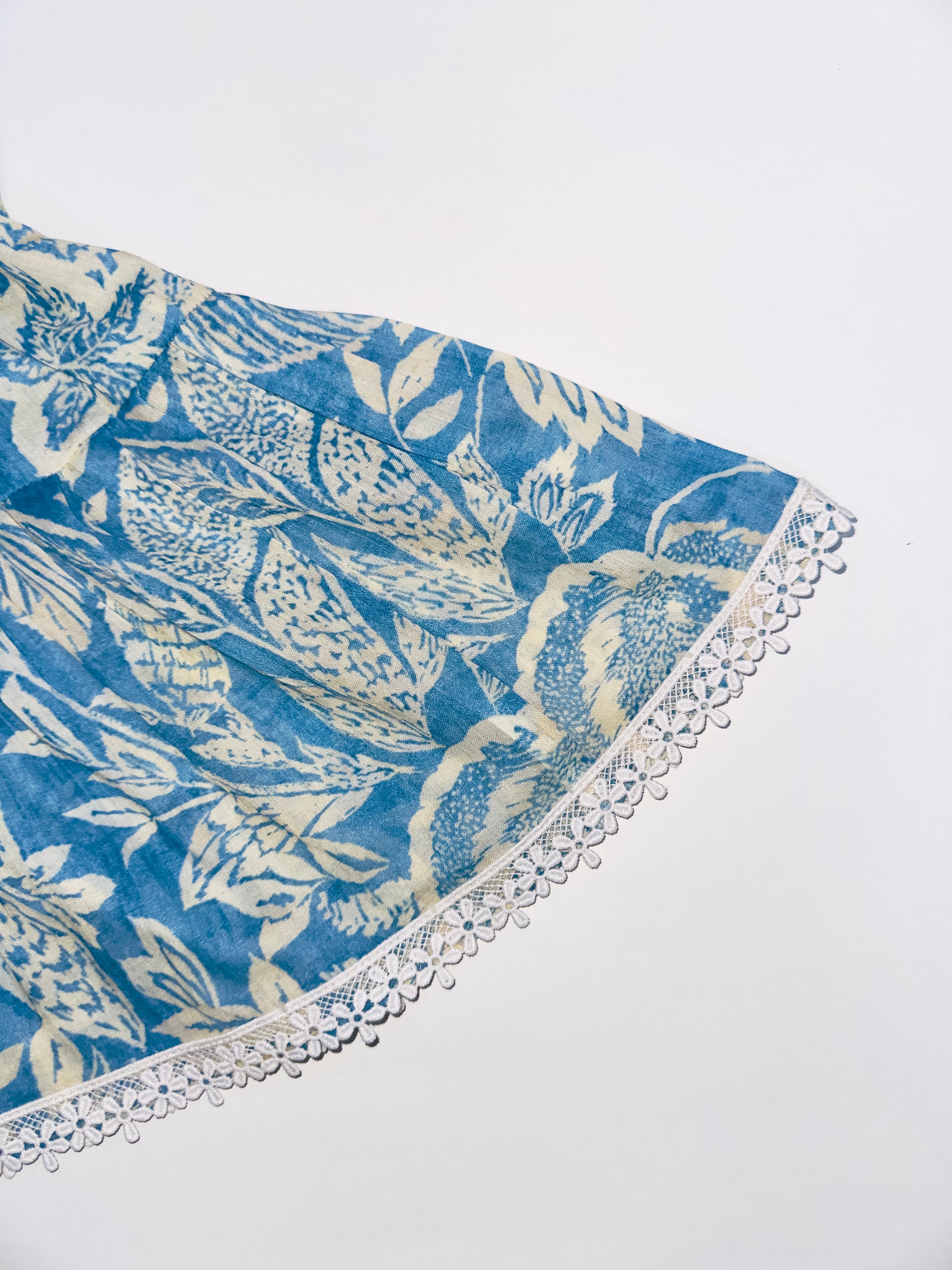 Ocean Dream Dress for Girls with Blue Ocean-Inspired Print and Lace Details