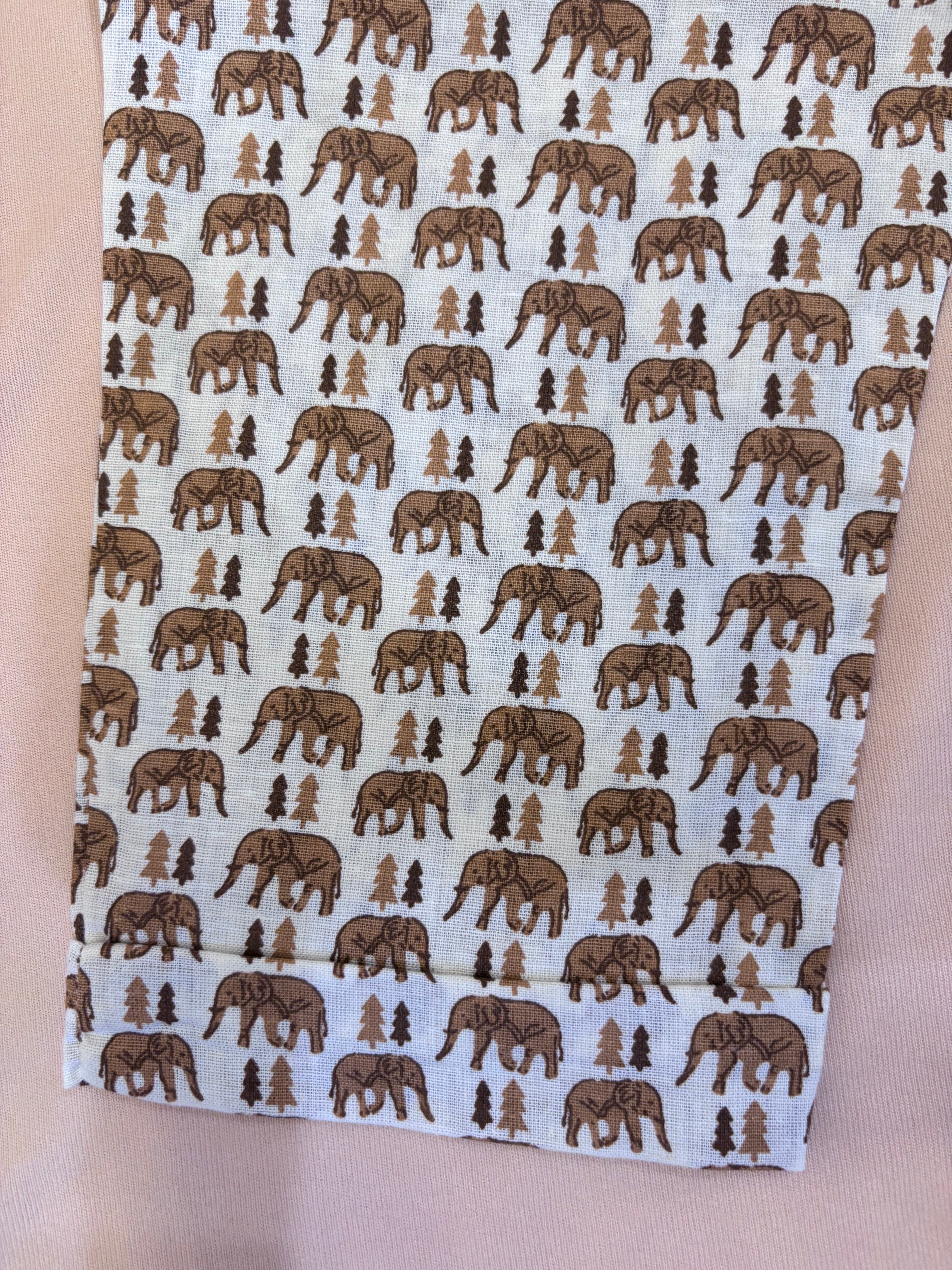 Elephant Royale Signature Set