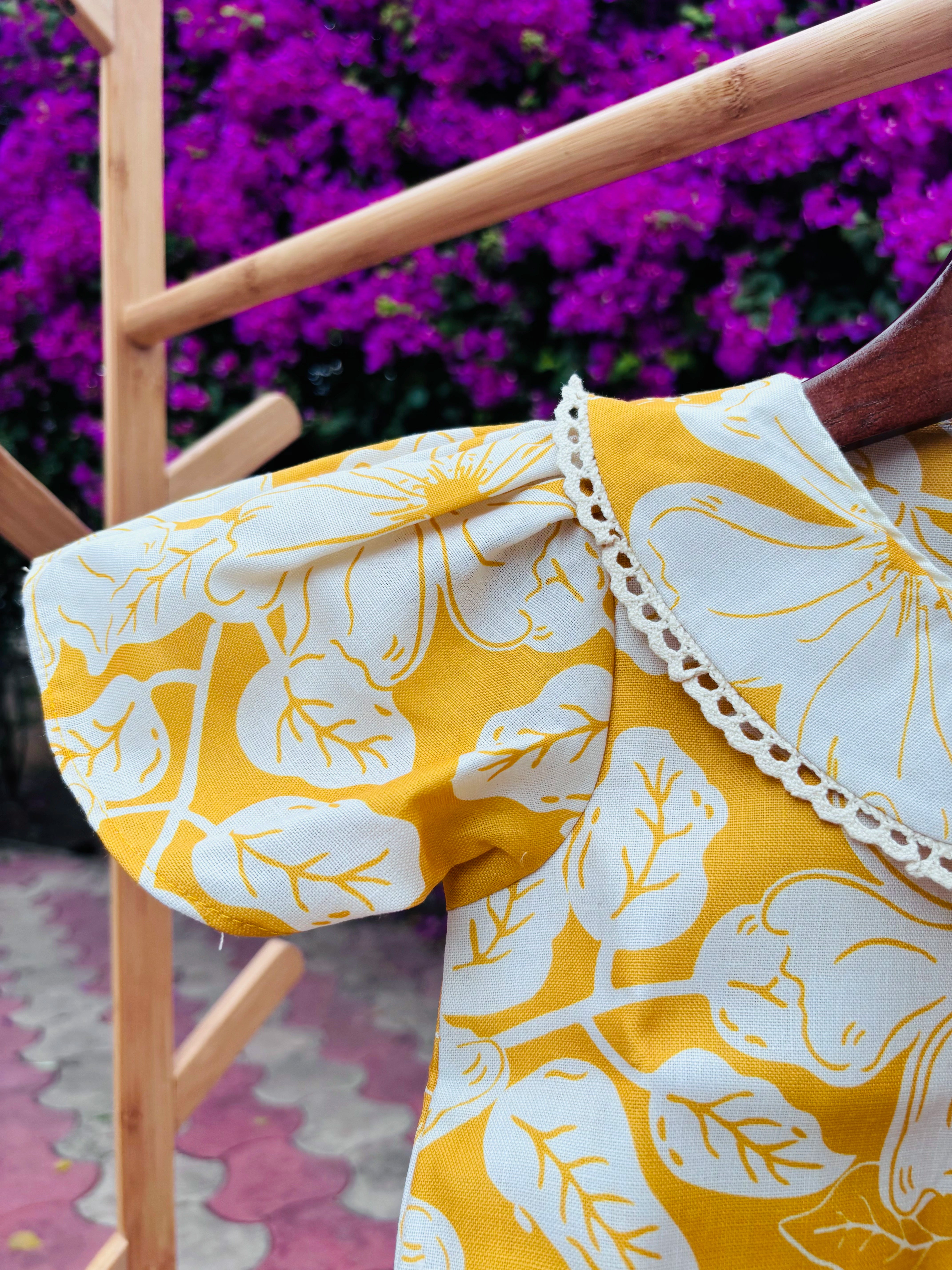 Golden Daisy Collar Top
