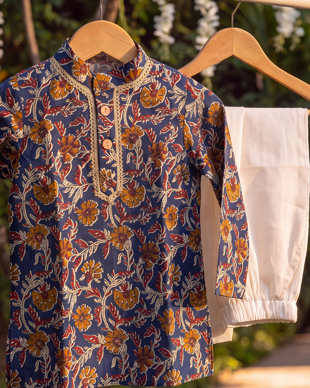 Midnight Bloom Floral ethnic Set