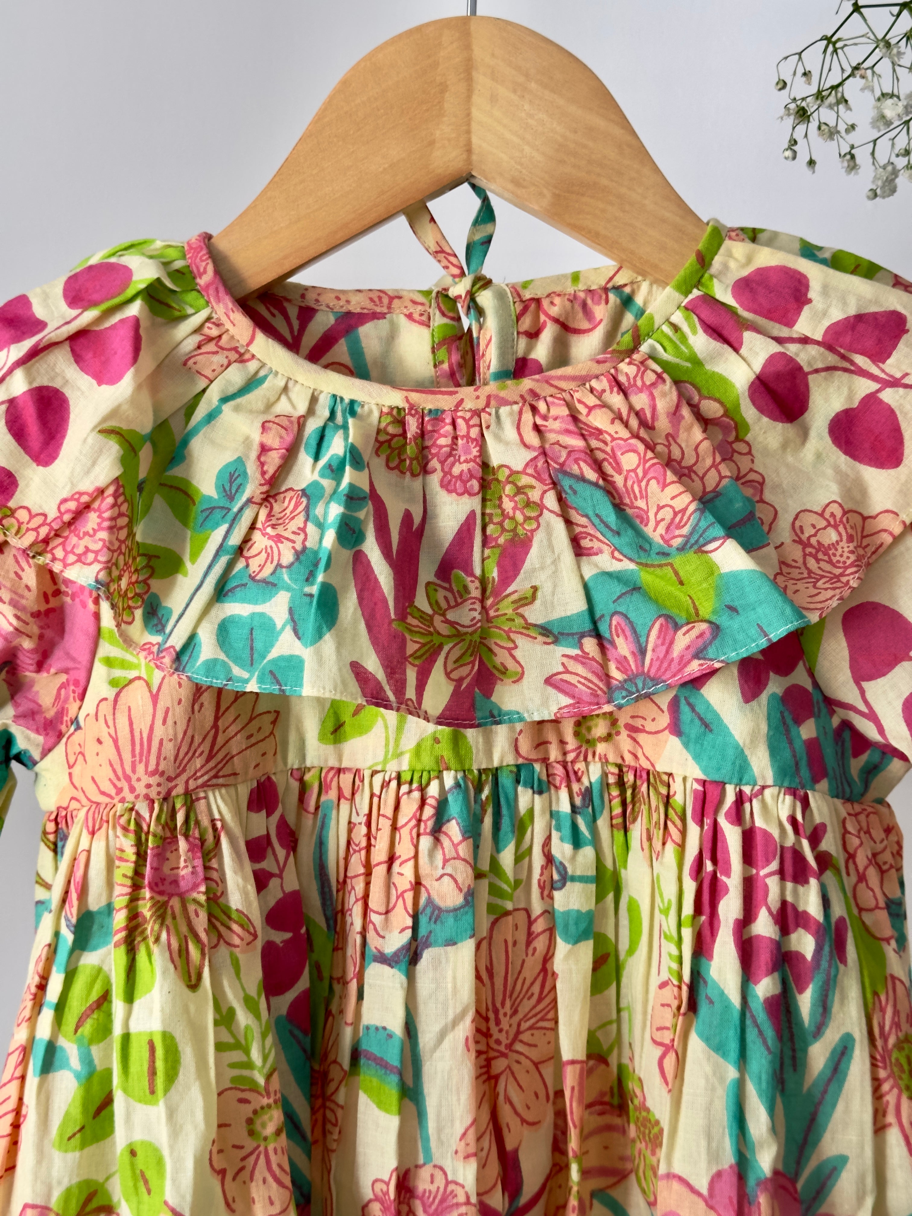 Baby girl floral cotton dress with gathered sleeves