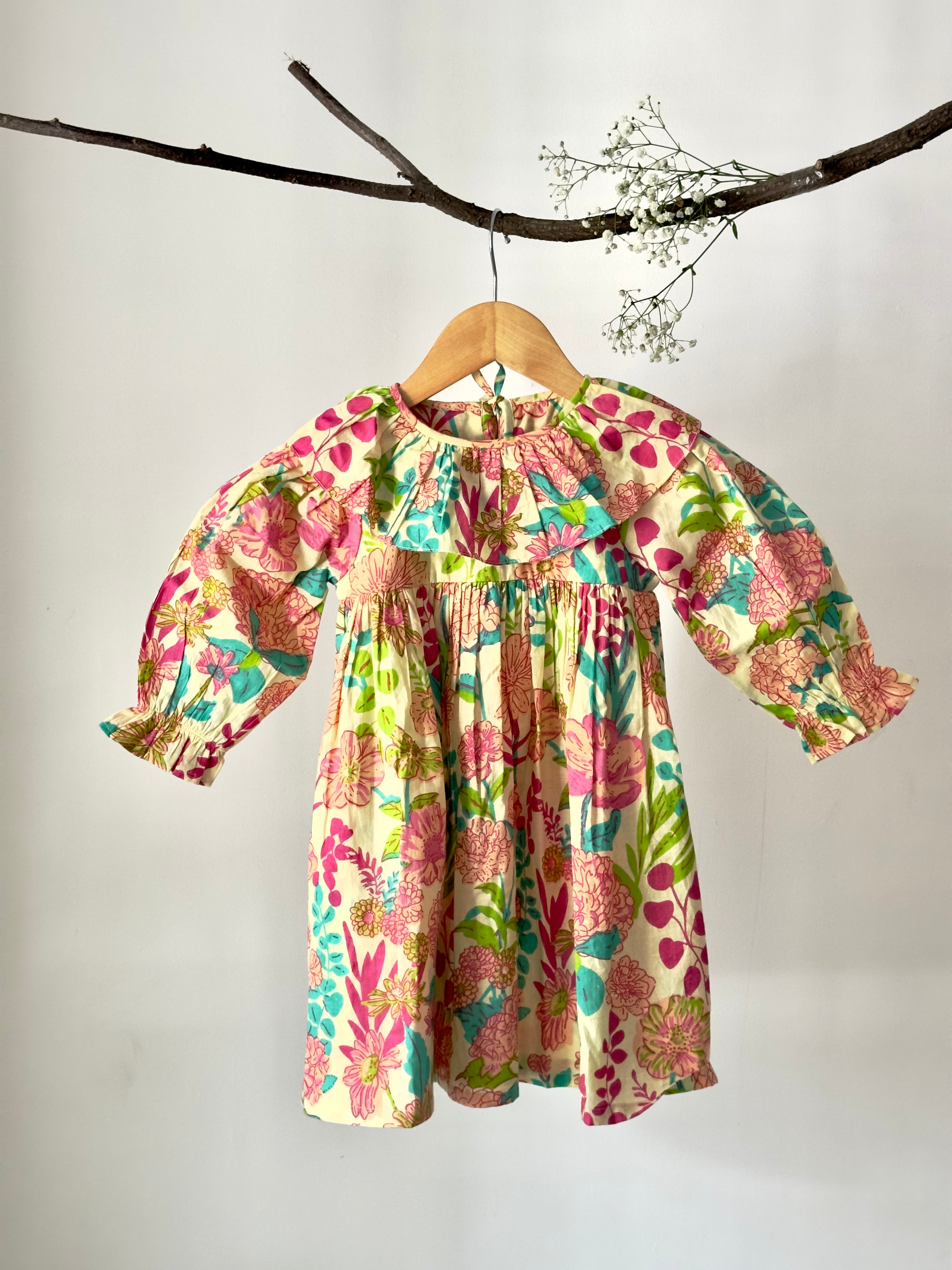 Baby girl floral cotton dress with gathered sleeves